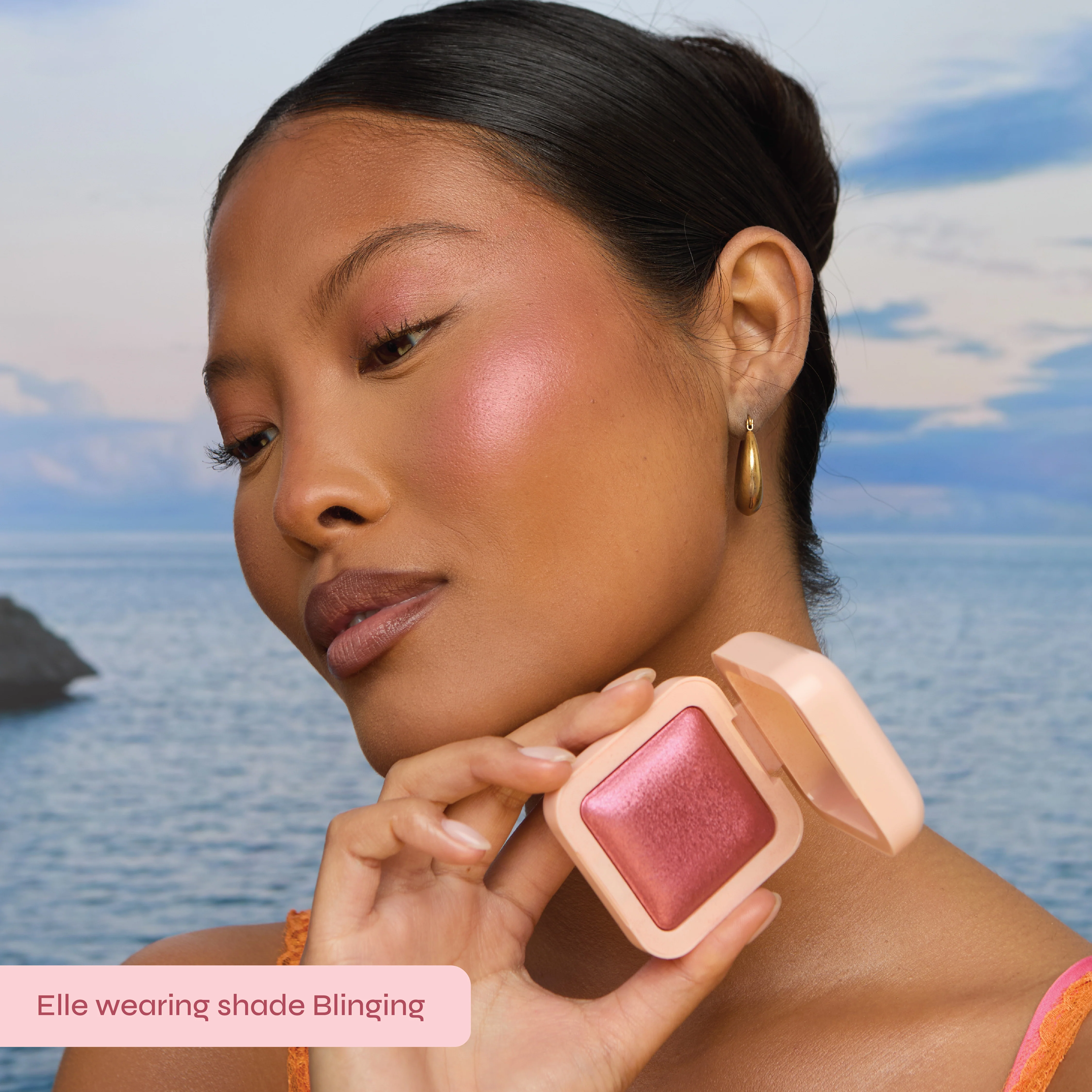 Glow Milk Ultra-Pigmented Luminous Powder Blush - Image 3