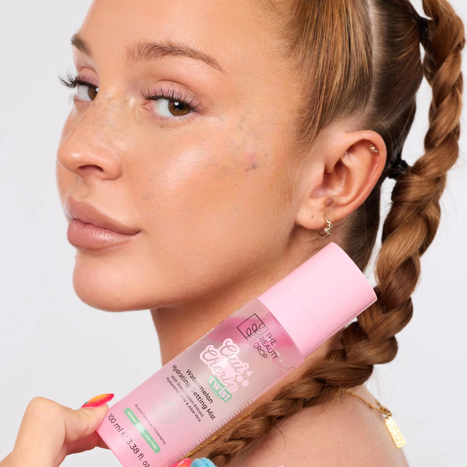 Oui Cherie Twist Watermelon Hydrating Setting Mist (Limited Edition) - Image 6